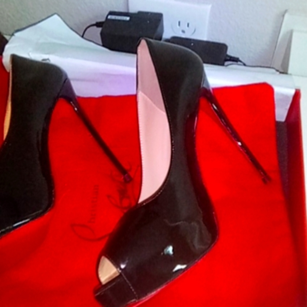 Christian Louboutin heel's